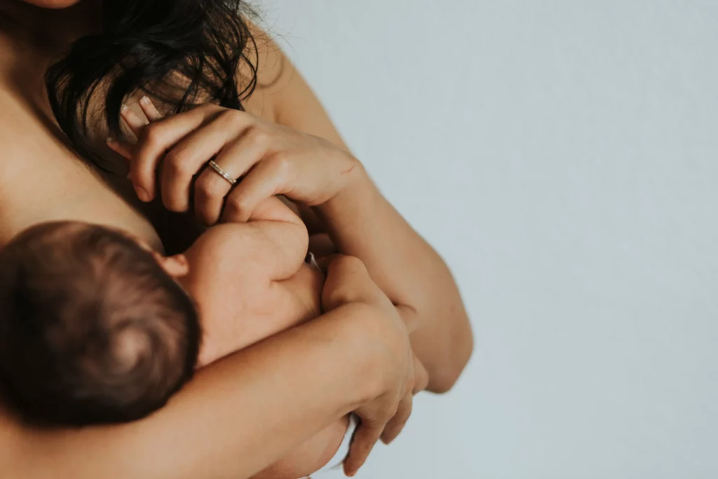 Fomenta un apego seguro entre madre e hijo desde el nacimiento 4 apego seguro