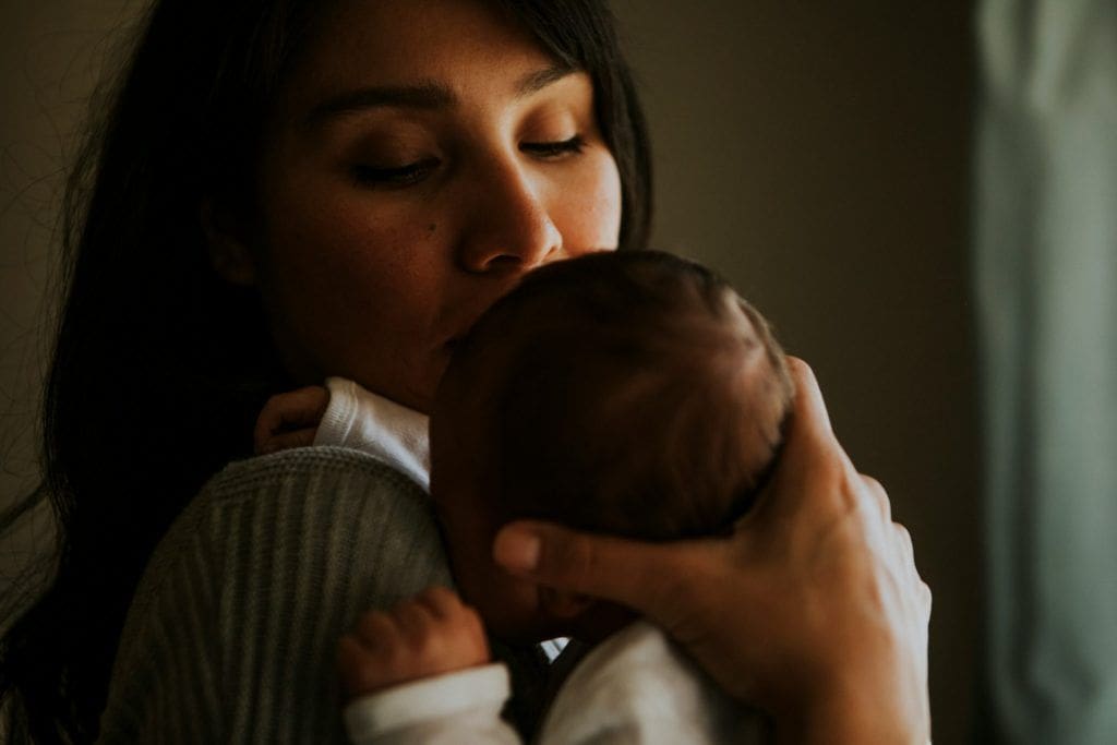 Baby blues: qué es, síntomas y cómo superarlo en el postparto 3 curated lifestyle JA77y X2qsw unsplash